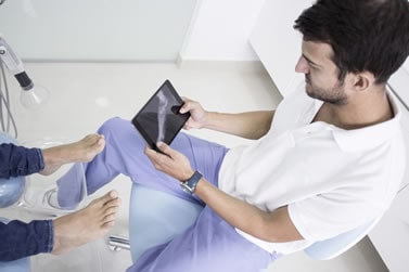 when to call a foot doctor Kings County, NY: Brooklyn, Queens County, NY: Queens, Long Island City, Flushing, Jamaica, Astoria, Elmhurst, Ridgewood, New York County, NY: Manhattan, Bronx County, NY: Bronx, Richmond County, NY: Staten Island